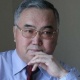Коомдук ишмер Базарбай Мамбетов: "Президент, өкмөт, Жогорку Кеңеш өлкөдөгү көйгөйлүү маселелерге чечкиндүү чара көрбөй, алар чогулуп калды"