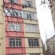 6-кабаттан боюн таштаган кыздын үй-бүлөсүнүн жашоо-шарты текшерилүүдө