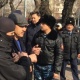 "Назарбаев кетсин!". Казакстанда митингге чыккандарды милиция кармап кетти
