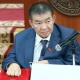 Ант берген күндөн тарта жыйынга келбеген депутат качан мандатынан ажыратыла турганы белгисиз. Учурда ал Алматыда дарыланууда
