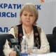 Ирина Карамушкина Атамбаевге карата жасалып жаткан иштер анын саясаттагы таасирин жоготуу деп баалады