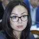 Депутат Айсулуу Мамашова: "Мамлекеттин эсебинен каалаган суммада айлык алып отургандар бар, ким канча алганы жарыяланса жакшы болот эле"