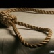 Нарында жубайлардын жансыз денеси өз үйүнөн табылды. Аялы киши колдуу болсо, күйөөсү өз жанын кыйган