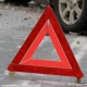 Бишкекте эки жеңил унаа сүзүшүп, айдоочуларын "Тез жардам" кызматы алып кетти