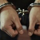 Ошто жеке офиске кирип 4 жарым миллиондон ашык акчаны уурдаган шектүүлөр кармалды