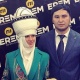 Ошто Валентина Шевченкого элечек да кийгизишти. Мушкер "Сулайман-Тоо" музейине барып, андан кийин 10 миңге чукул күйөрманы менен жолугушту
