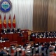 Депутат: "Жылына бирден премьер-министр алмаштырып көргөнбүз, бирок андан мүйүз чыгып кеткен жок"