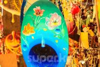 Өзүнүн чачын эмгектерине кошкон сүрөтчүнүн эркиндикке, сүйүүгө чакырган "Улуу боштук" музейинен фоторепортаж