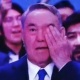 Нурсултан Назарбаев "Нур Отан" партиясынын съездинде көзүнө жаш алды
