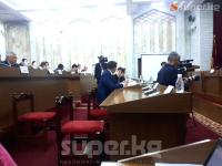 Депутат эмне себептен бир мыйзам долбоорун көптөгөн депутаттар жазганына кызыкты