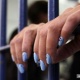Баласын бала бакчада өлтүрүүгө аракет жасаган келин энелик укугунан ажыратылды. Наристени дарыгерлер үй-бүлөсү камкордукка алышкан