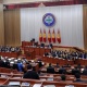 Парламентте окуучулардын билим берүү тутумуна толук тартылышын камсыз кылууга багытталган мыйзам долбоору жактырылды