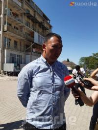 Атамбаевдин жан сакчысы 20 миллион сомдук делген үйлөрүн 4,5 сааттын ичинде көрсөтүп бүттү (фото, видео)