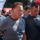 Африкада белгисиз бирөө Арнольд Шварценеггерге чабуул жасады