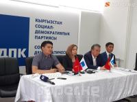Фарид Ниязов: "Атамбаев телефон колдонбой калды"