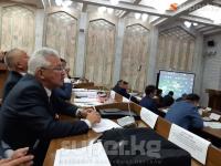 Депутат: "Картошканын айынан министр кызматтан кетти. Министрлик бул жерде күнөөлүү эмеспи?"