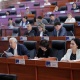 Депутат партиялар үчүн парламентке өтүү босогосун 9 пайыз боюнча калтыруу керектигин айтты