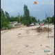 Баткен шаарында катуу жааган жамгырдын кесепетинен сел жүрдү