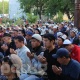 Баткендеги 2 миң адам бата турган борбордук мечитке Айт намазын окуу үчүн 5 миң киши чогулду