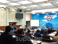 Министрлердин, прокурорлордун жана депутаттардын үйлөрү каякта салынганы парламентте айтылды