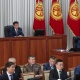Президент депутаттарга "сиздерди абдан чоң иштер күтүп турат" деп айтты