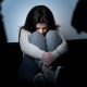 24 жаштагы кызды зордуктоо окуясы: "Шектүү кыздын үйүнө бет капчан кирип, коркутуп 370 сом акчасын алып кеткен"