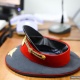 Караколдо ички иштер бөлүмүнө келген жаран милиция кызматкерине кол көтөрдү