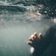 Өзгөндө 2 жашар бала бассейнге чөгүп кетти