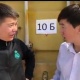 "Биздин директор оптовик, саат 14:00дөн кийин жабылып калат". Контейнер мектеп тууралуу тамашалар