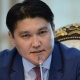 КСДПнын саясий кеңешинин мүчөсү Адил Турдукулов: "Парламенттин кийинки курамында дагы негизги түзүмдү азыркы эле депутаттар ээлейт го". КҮНСОБОЛ