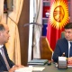 Өкмөт башчы мугалимдердин айлык акысын жогорулатуу жөнүндө токтомго кол койду