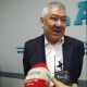 "Данияр Үсөнов Беларуска 700 миллион доллар инвестиция кылды. Кыргыз бийлиги анын акчаны кайдан алганына кызыгып койгон жок" дейт Бекназаров