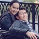 Баасы 17 миң доллар. Океандын ары жагында жүргөн ырчы Эрлан Андашев жубайына унаа алып берди