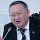 КҮНСОБОЛ: Буга чейин Атамбаев, бүгүн Исаков соттук процесске катышуудан баш тартты. Башкы фигурант катышпаган сот процесси, сот чечими коомчулукта ишеним туудурабы? Осмоналиев: "Алардын сот процессине катышуудан баш тартканы сот, тергөө системдеринин кыйрап калганын көрсөтөт"