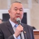 КҮНСОБОЛ: Баткен облус башчысы мугалимдерге "галстугуңар жок" дегени сынга алынып жатат. Галстук эмнени чечет? Сайдулла Нышанов: "Мадумаровдун айтканы туура эле, мугалимдер үлгү болушу керек"