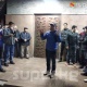"Атың ким, премьер-министр болосуңбу?". Өкмөт үйүнүн алдына келгендердин саны көбөйүүдө