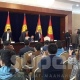 Парламент жыйынында митинг учурунда качып кетүүгө аракет кылган саясатчылар тууралуу айтылды