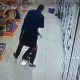 Таластагы азык-түлүк дүкөнүндө классташ баласын бычактап салды деп шектелген жаран 2 айга камакка алынды