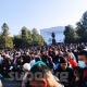 Өкмөт үйүнүн алдында Садыр Жапаровду колдоо митинги өтүп жатат (фото)