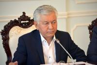 Иса Өмүркулов: "Парламентти таркатуунун кажети жок"
