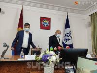 Азиз Суракматов Бишкектин мэринин милдетин Нариман Түлеев аткара турганын айтты