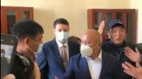 Бишкек шаарынын мэринин иш бөлмөсүндө чыр чыкты