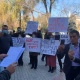 БШКнын алдында нааразычылык акциясы өтүп жатат