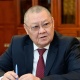 Акыйкатчы Токон Мамытов СИЗО-1ге Алмазбек Атамбаев менен жолугууга барат