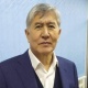 "Мен силерден эч нерсе суранбайм, өзүңөр чечкиле". Алмазбек Атамбаев ачкачылыгын улантууда