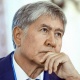"СИЗО-1де камера муздак". Кыйноолордун алдын алуу борбору Алмазбек Атамбаев менен жолугушту