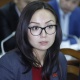 Депутат Айсулуу Мамашова Исмаиловага: "Дарыгерлер эмне үчүн компенсациялык төлөмдөрүн ала албай жатышат?"