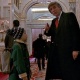 Дональд Трамп "Үйдө жалгыз 2" тасмасына кантип тартылып калганы белгилүү болду