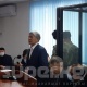 Кой-Таш окуясы боюнча процесс: Судья Алмазбек Атамбаевди жактоочусунун жанына отургузду