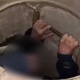 Айрымдарын таштандынын жанынан, кээ бирин кудуктан чыгарып кетишти. Милициялар үй жайсыз калган адамдарды баш калкалоочу жайга жеткиришти